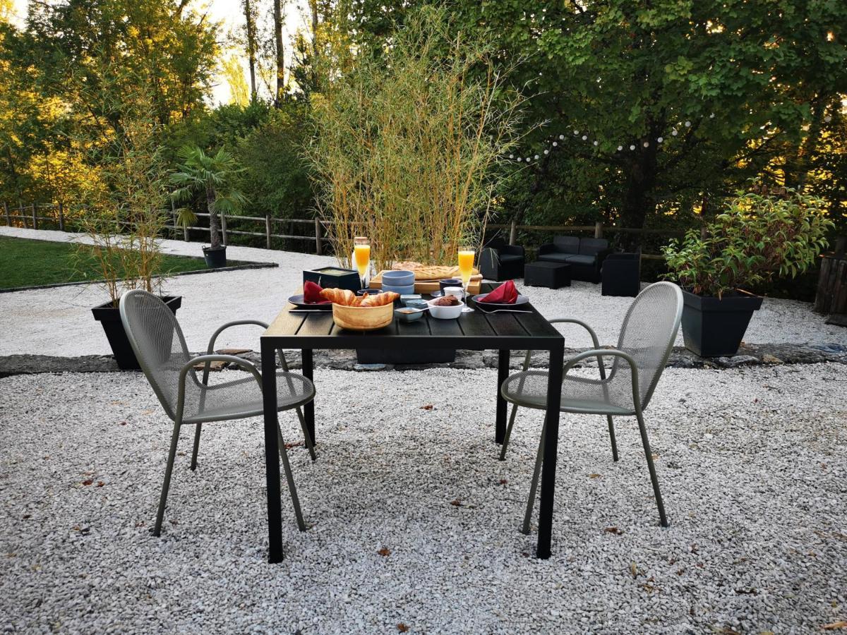 Les Marches L'Etang De La Tourne B&B 외부 사진
