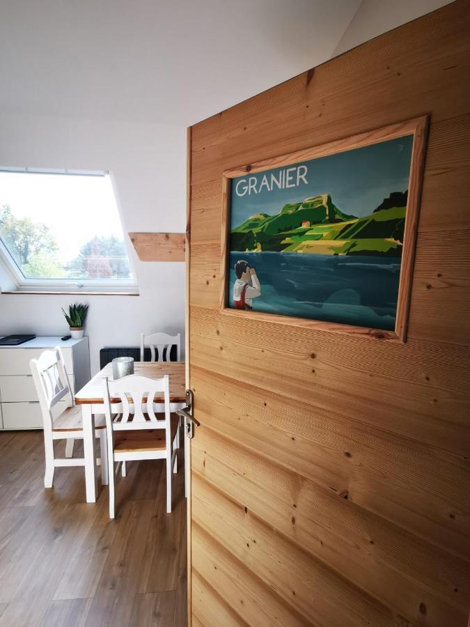 Les Marches L'Etang De La Tourne B&B 외부 사진