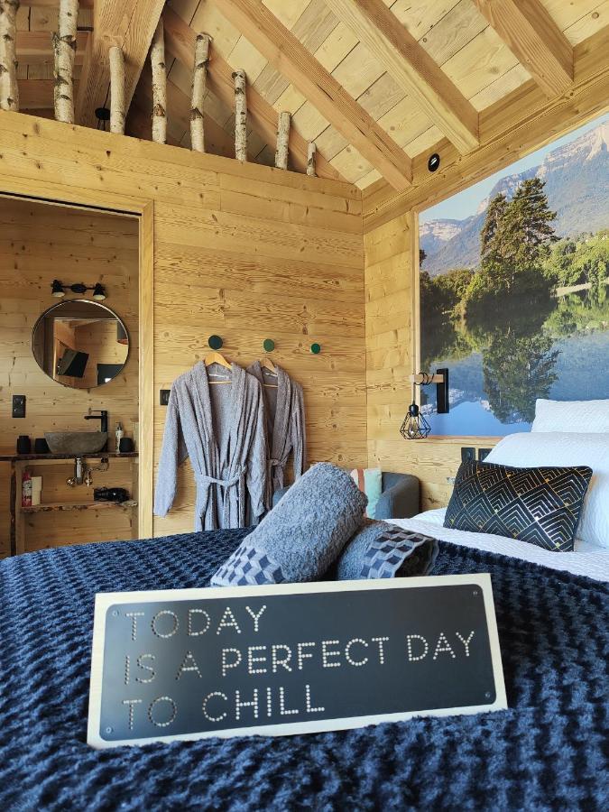 Les Marches L'Etang De La Tourne B&B 외부 사진